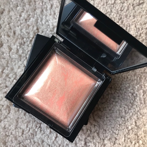 bareMinerals Other - BareMinerals Invisible Glow Powder Highlighter